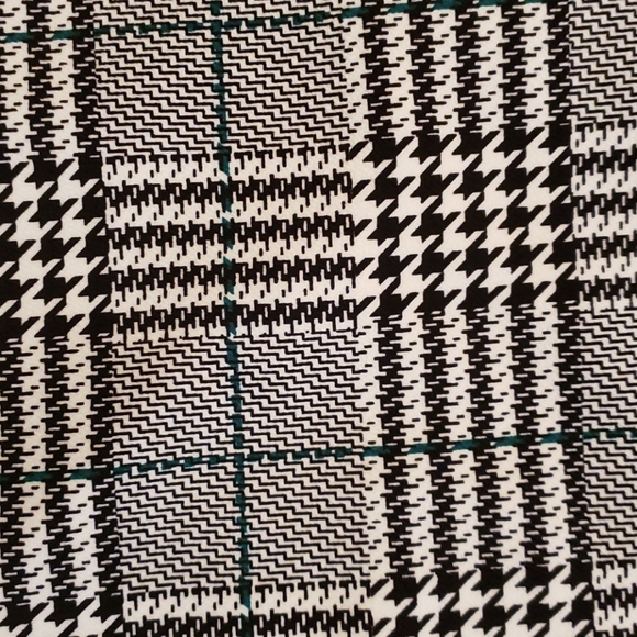 Violet b. Dress - Picture 7 of 7